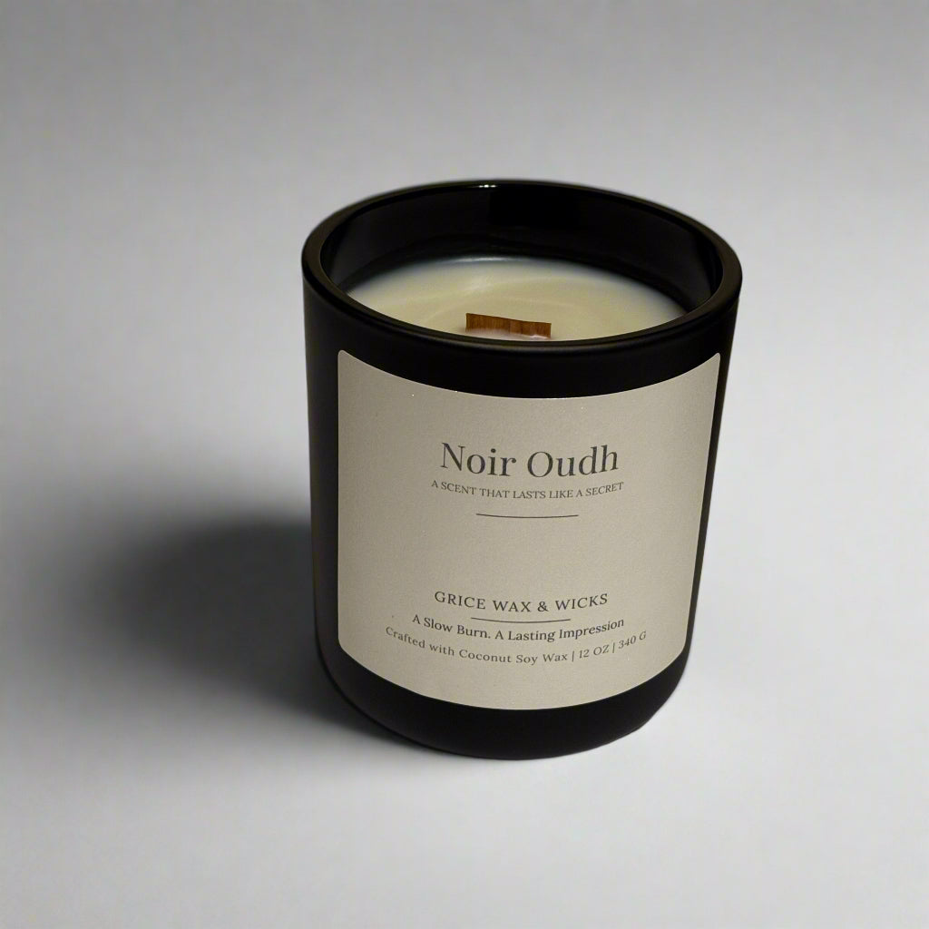Noir Oudh – Luxury Wood Wick Candle with Amaretto, Tonka bean & Oud