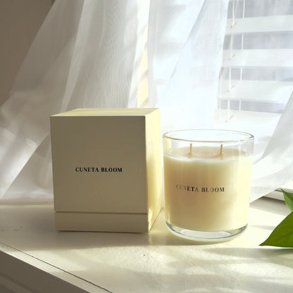 Cuneta bloom glass candle with cream box 